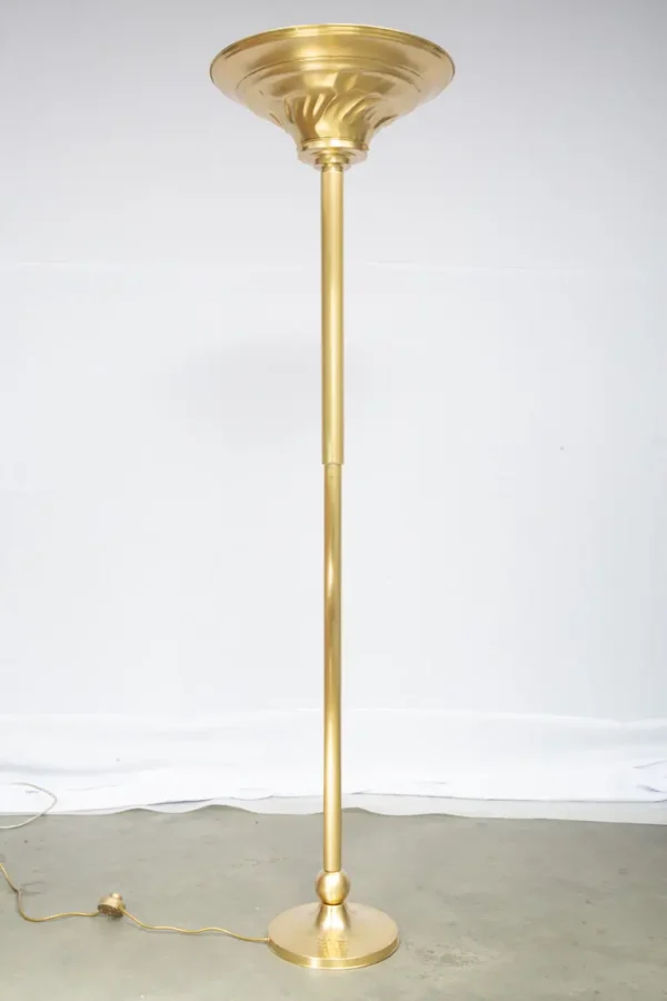 Single floor lamp 302